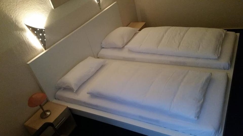Minibar, desk, soundproofing, iron/ironing board