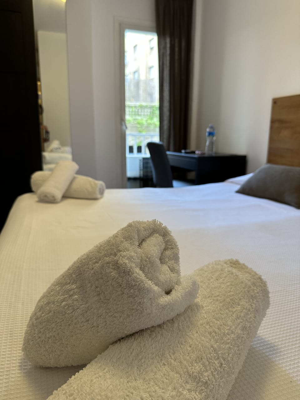 Standard Double or Twin Room, Private Bathroom | In-room safe, soundproofing, iron/ironing board, free WiFi