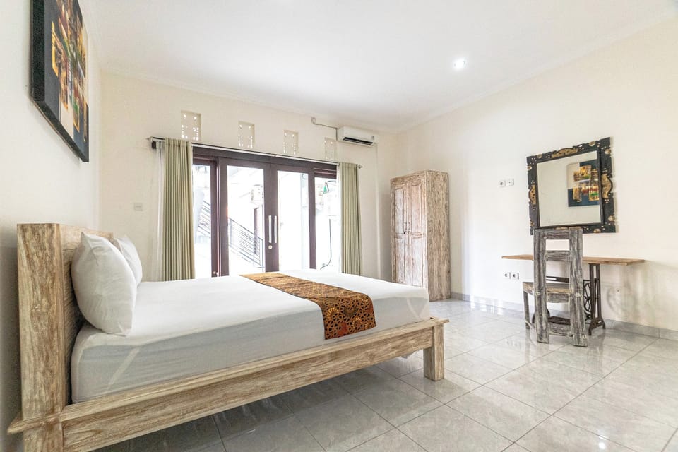 Standard Double Room | Desk, free WiFi, bed sheets
