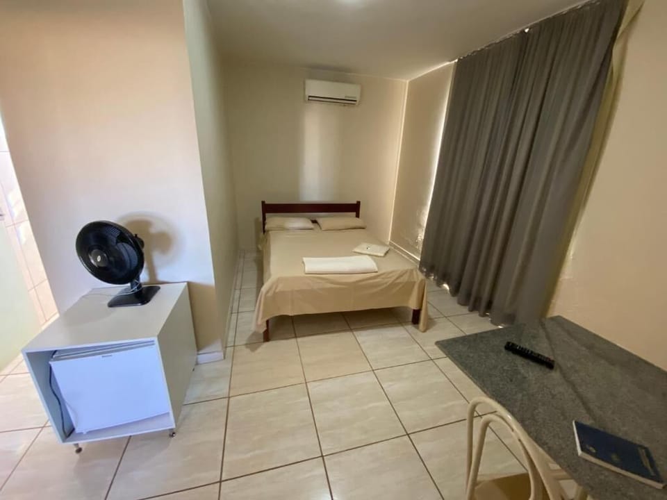 Standard Double Room | Free WiFi, bed sheets
