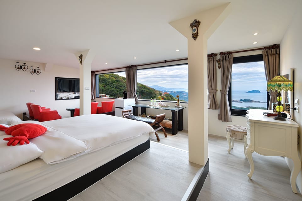 Comfort Quadruple Room | Desk, free WiFi, bed sheets