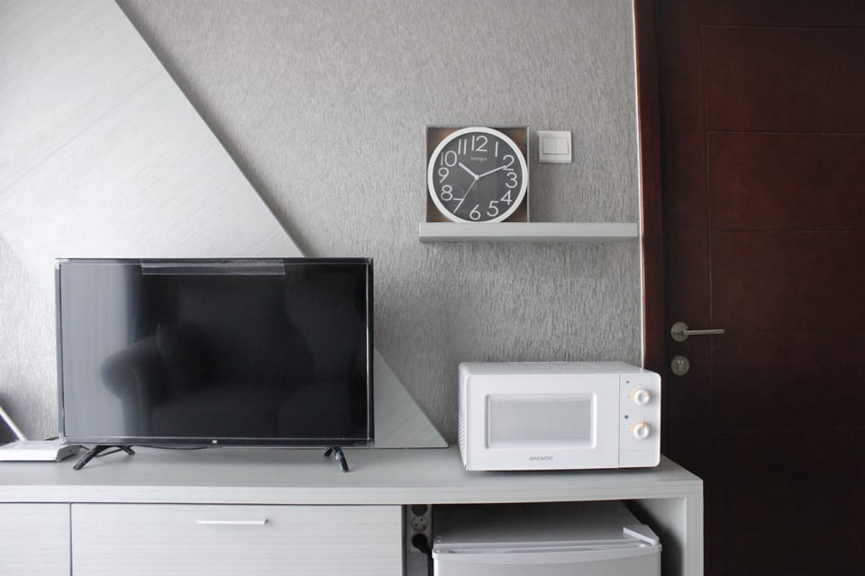 Room | Television