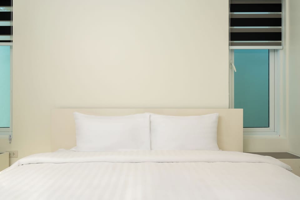 Superior Villa, 5 Bedrooms, Non Smoking, Kitchen | 3 bedrooms, blackout drapes, iron/ironing board