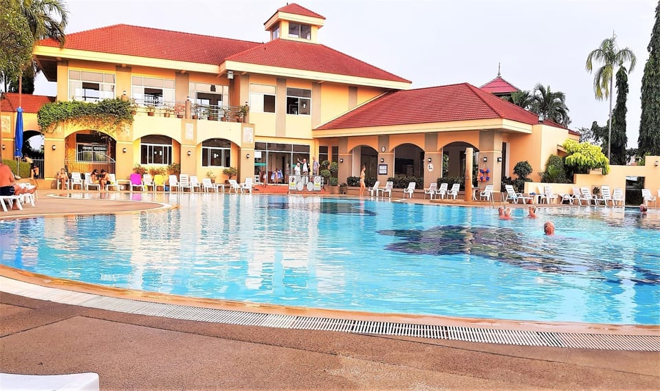 Studio | Pool | Outdoor pool