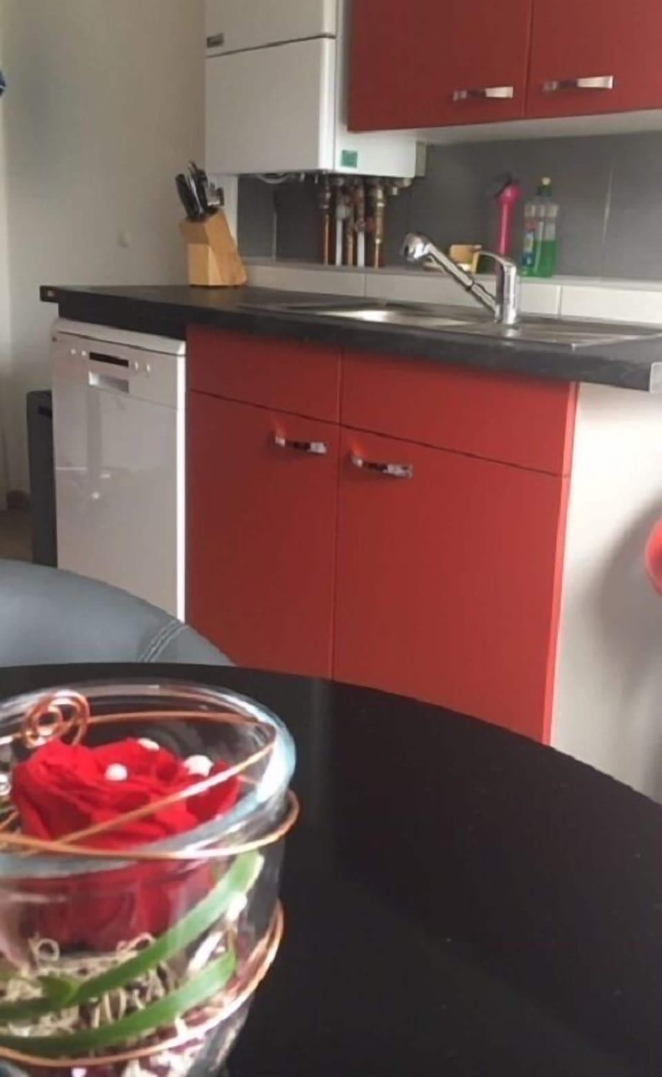 Apartment, 2 Bedrooms | Private kitchen | Fridge, microwave, oven, stovetop