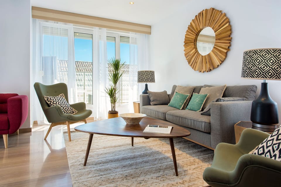 Apartment (3 Bedrooms) | Living area | 32-inch TV with cable channels