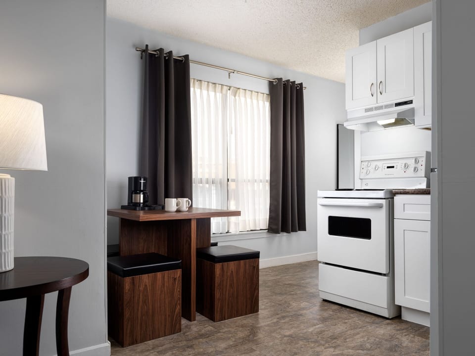 Family Suite | Private kitchen | Fridge, espresso maker, coffee/tea maker, electric kettle