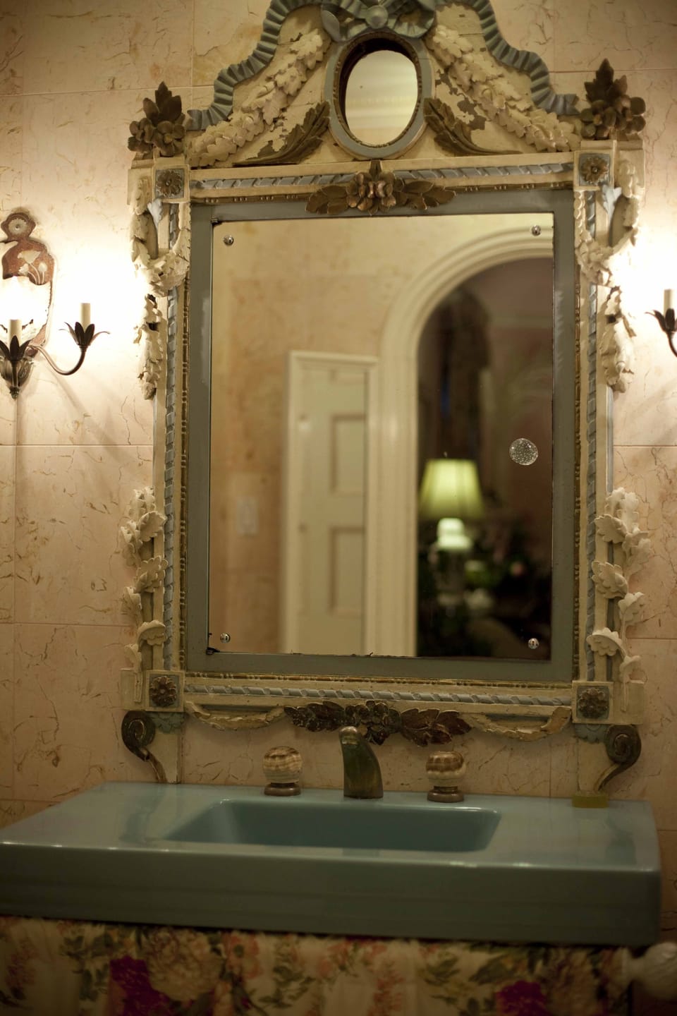 Suite, 1 King Bed | Bathroom | Combined shower/tub, jetted tub, designer toiletries, hair dryer