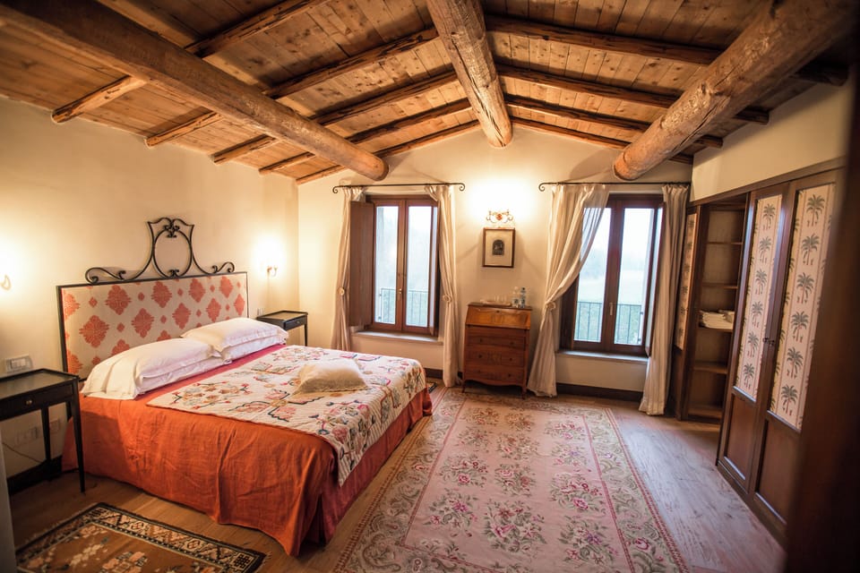 Elite Room | Premium bedding, memory foam beds, blackout drapes, free WiFi