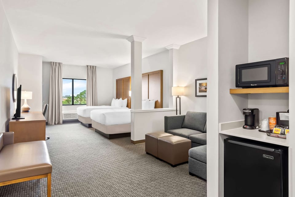 1 bedroom, premium bedding, memory foam beds, in-room safe