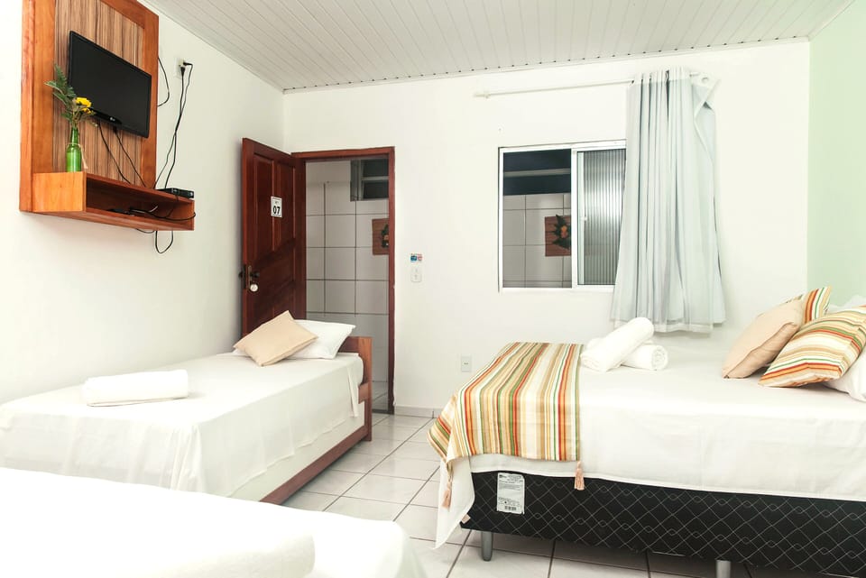 Standard Familia | Minibar, free WiFi, bed sheets