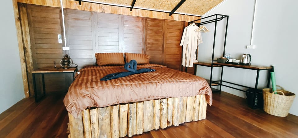 Deluxe Double Room | Bed sheets