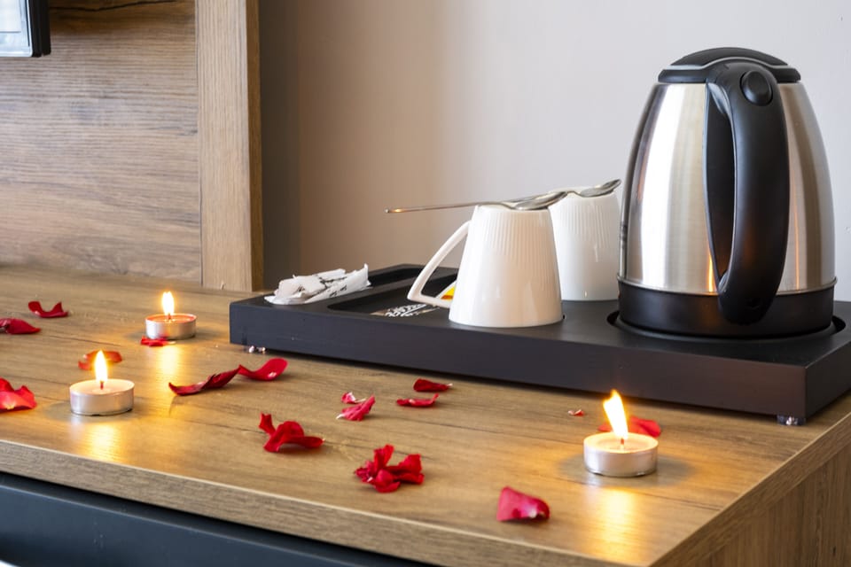 Deluxe Double Room, 1 Double Bed, City View | Premium bedding, minibar, in-room safe, individually furnished