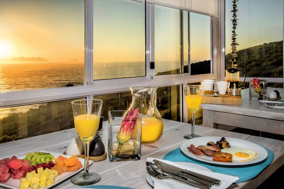 Free daily full breakfast