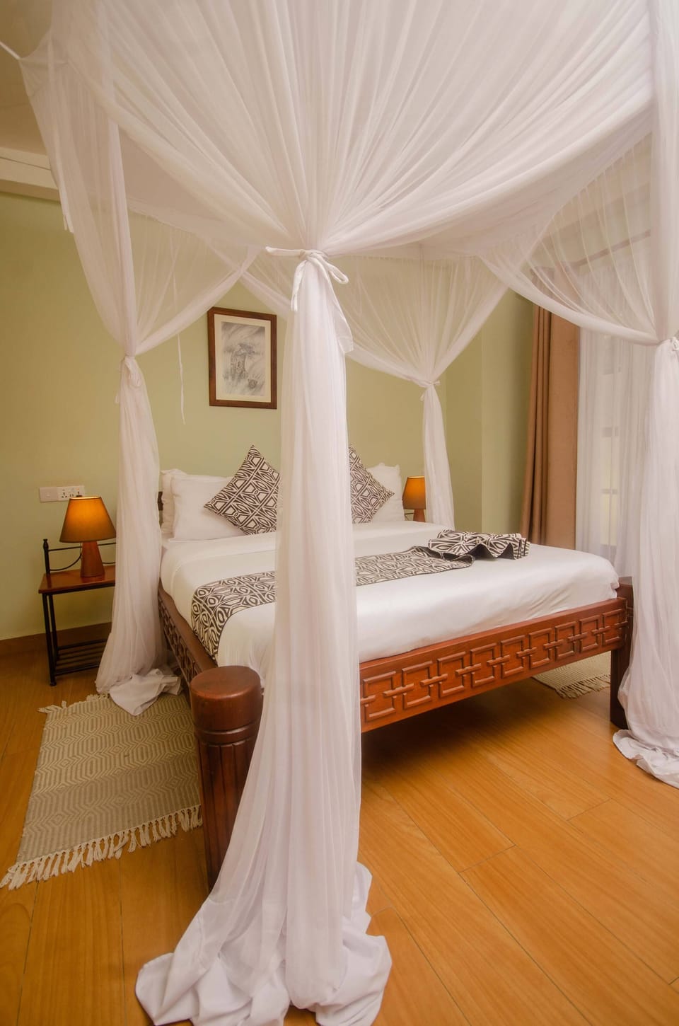 Classic Room | Down comforters, blackout drapes, WiFi (free), bed sheets