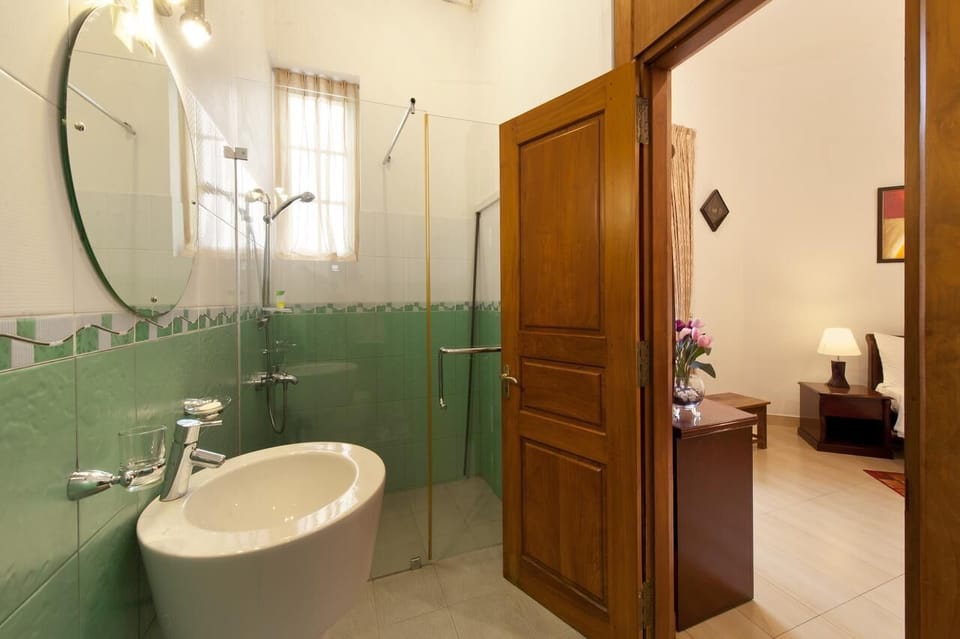 Villa 53 Hotel in Western Province