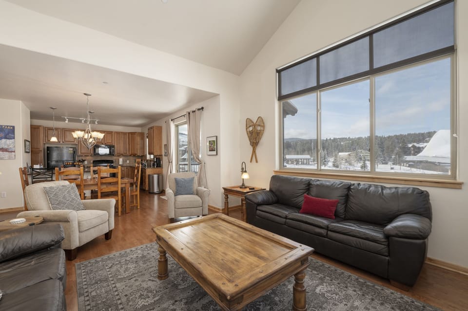 Condo, 2 Bedrooms | Living area | TV