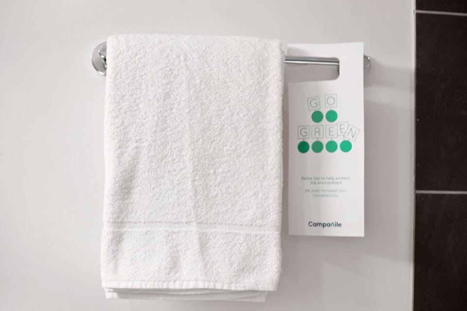 Standard Room, Multiple Beds | Room amenity