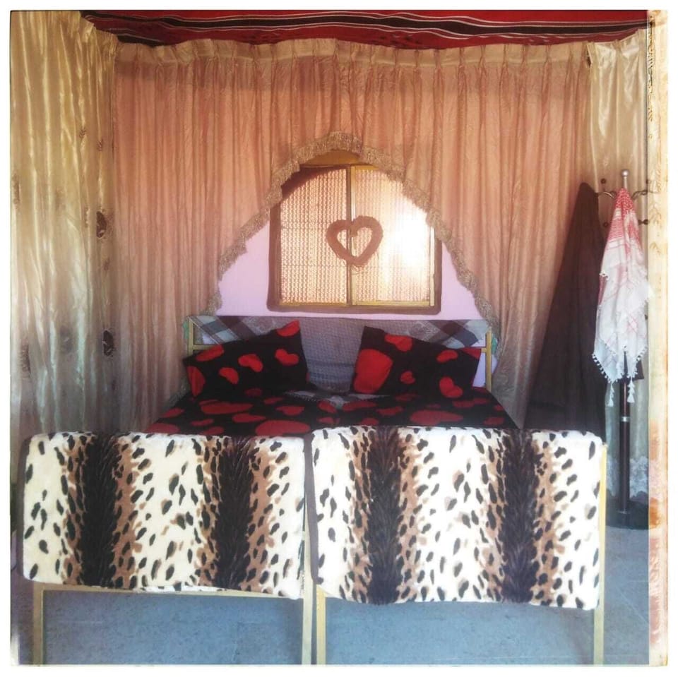 Double Room, Mountain View | WiFi (free)
