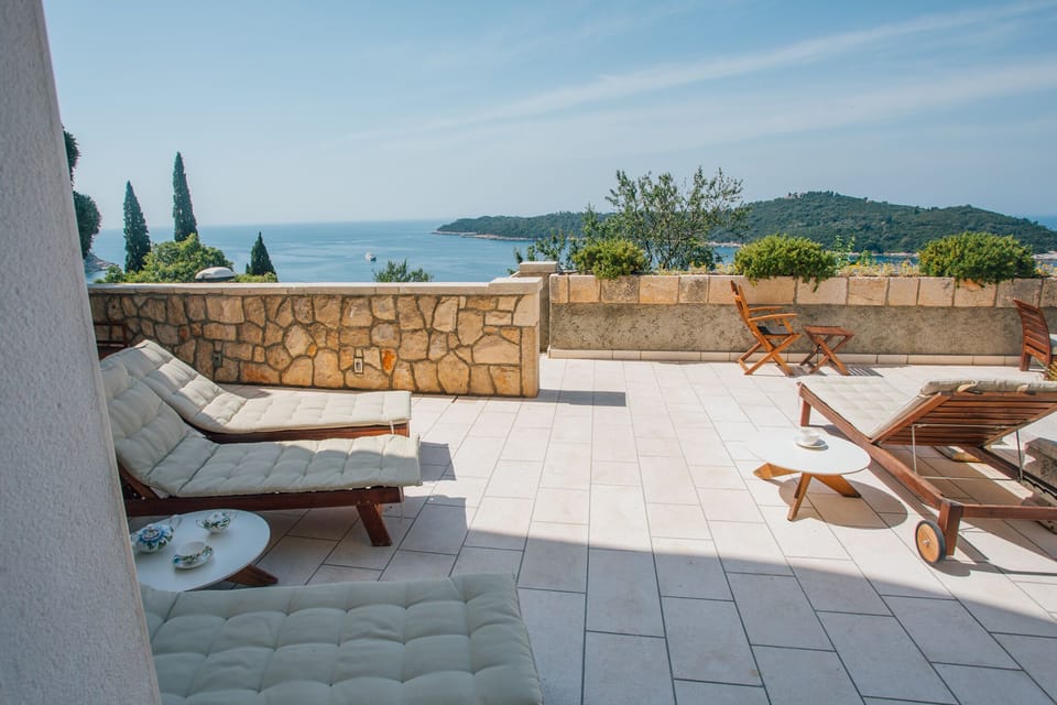 Sundeck