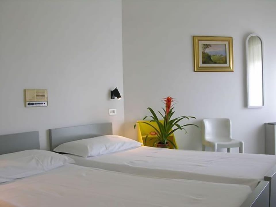 In-room safe, desk, free WiFi, bed sheets