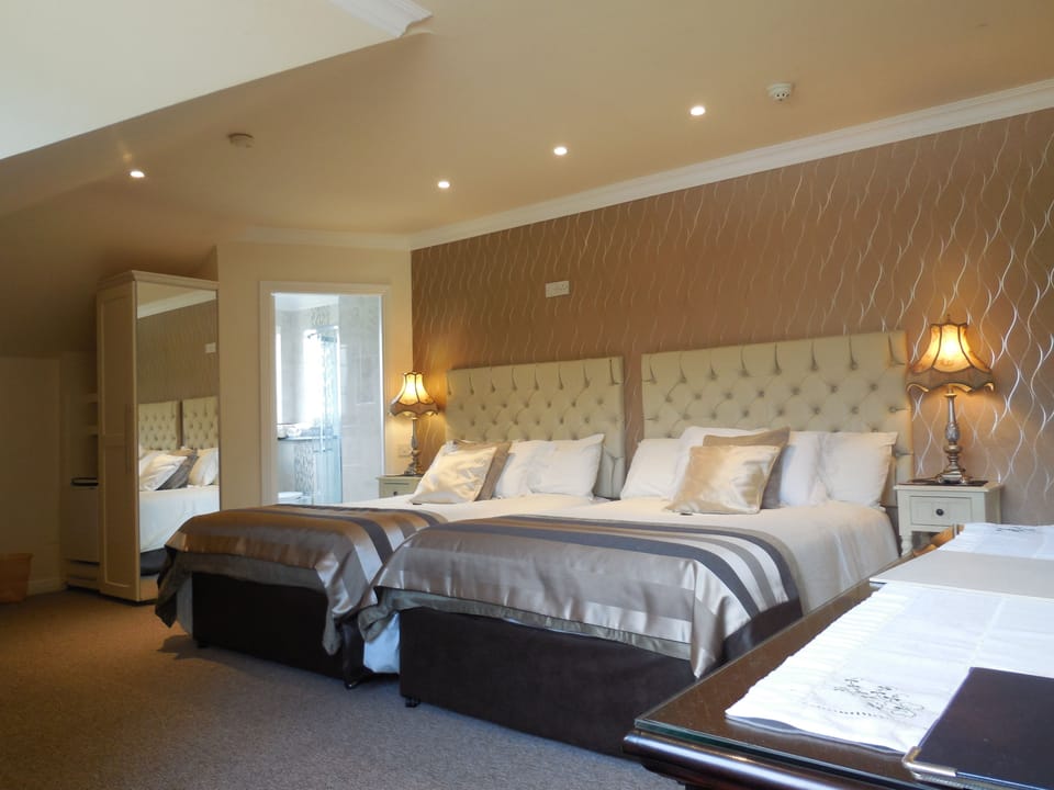 Standard Twin Room, Ensuite | Egyptian cotton sheets, premium bedding, pillowtop beds