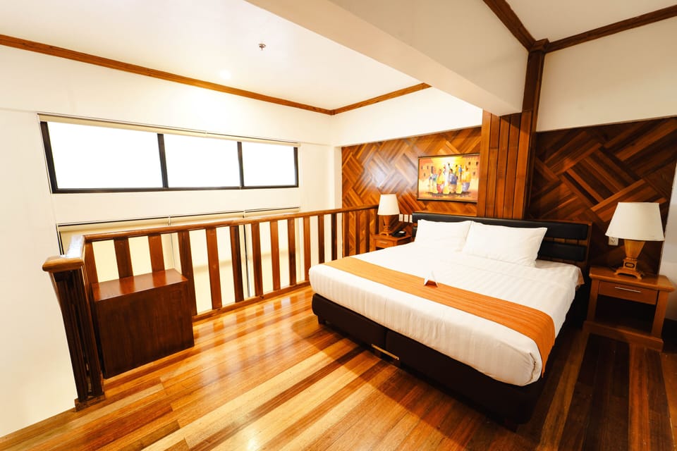 Loft Room | Free WiFi, bed sheets