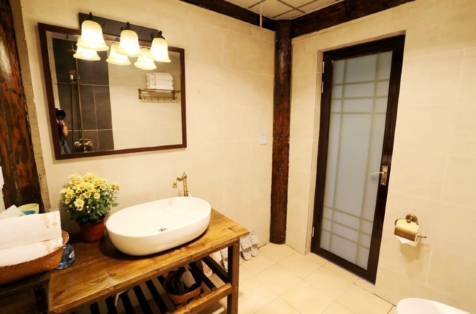 Family Room | Bathroom | Free toiletries, hair dryer, slippers, towels