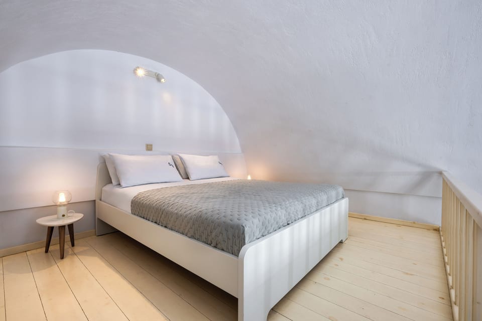 Superior Double Room, Sea View (Split Level) | Free WiFi, bed sheets