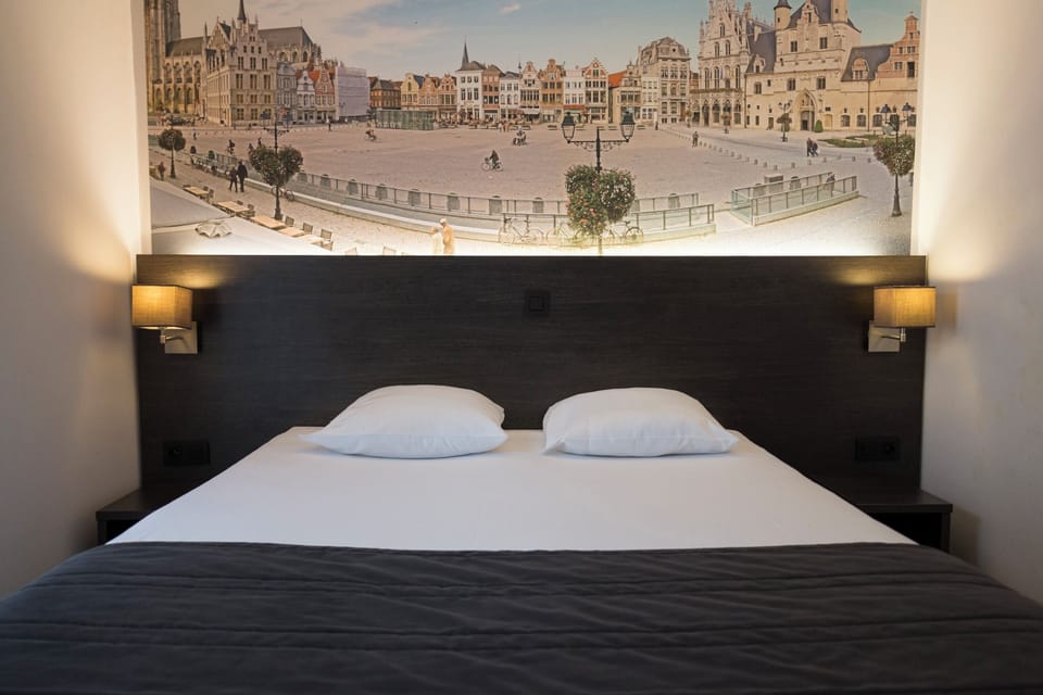 Deluxe Double Room | Pillowtop beds, laptop workspace, blackout drapes, soundproofing