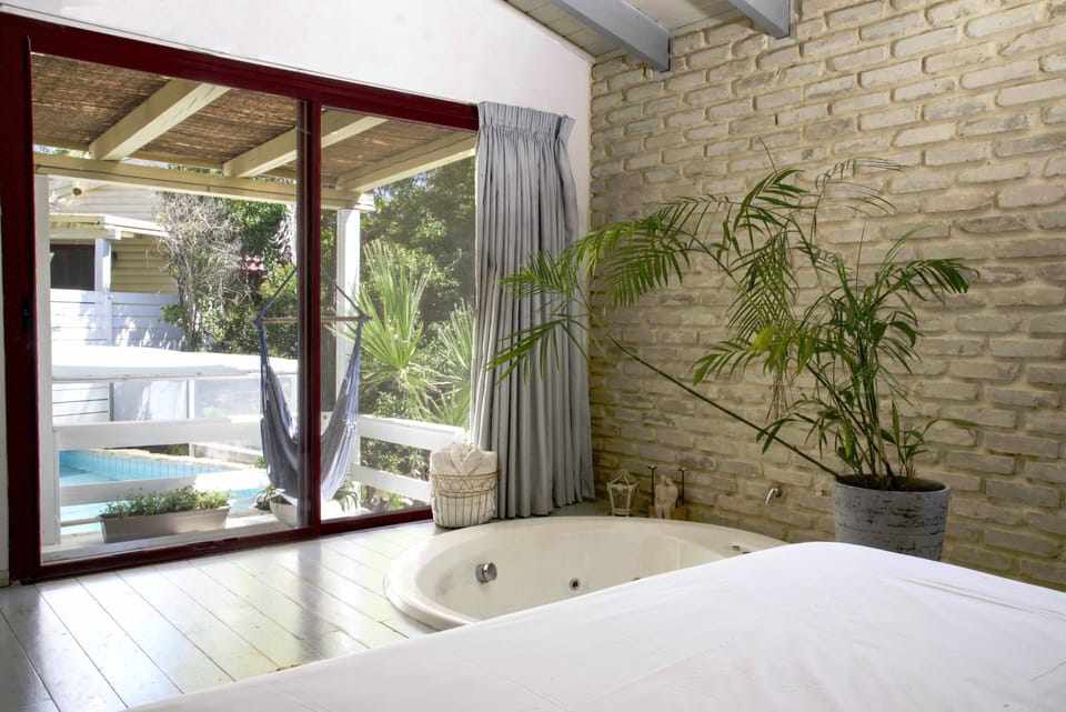 Deluxe Cabin | Soundproofing, free WiFi, bed sheets