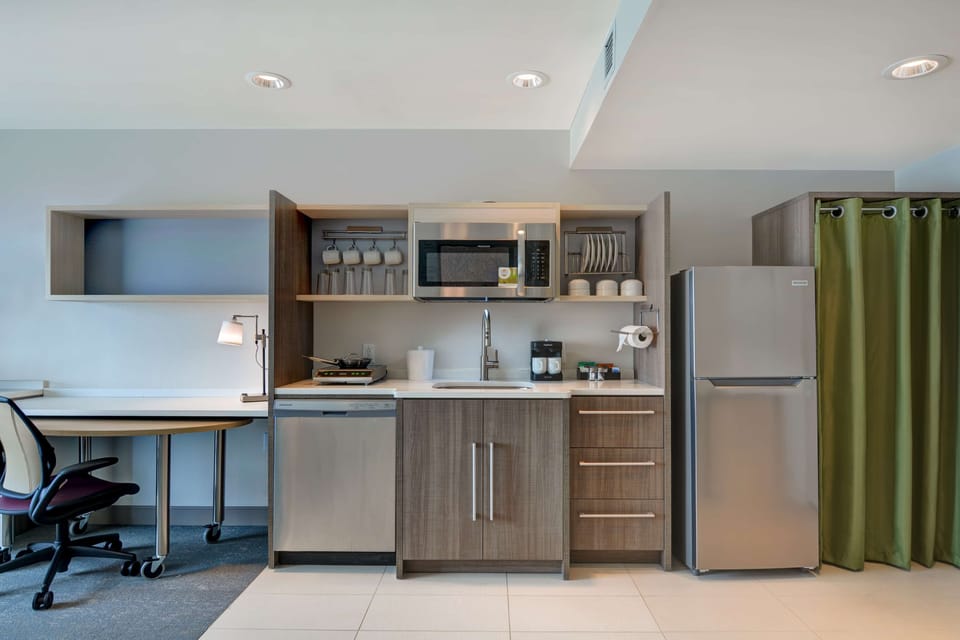 Suite, 1 Bedroom, Non Smoking | Private kitchen | Full-size fridge, microwave, dishwasher, coffee/tea maker