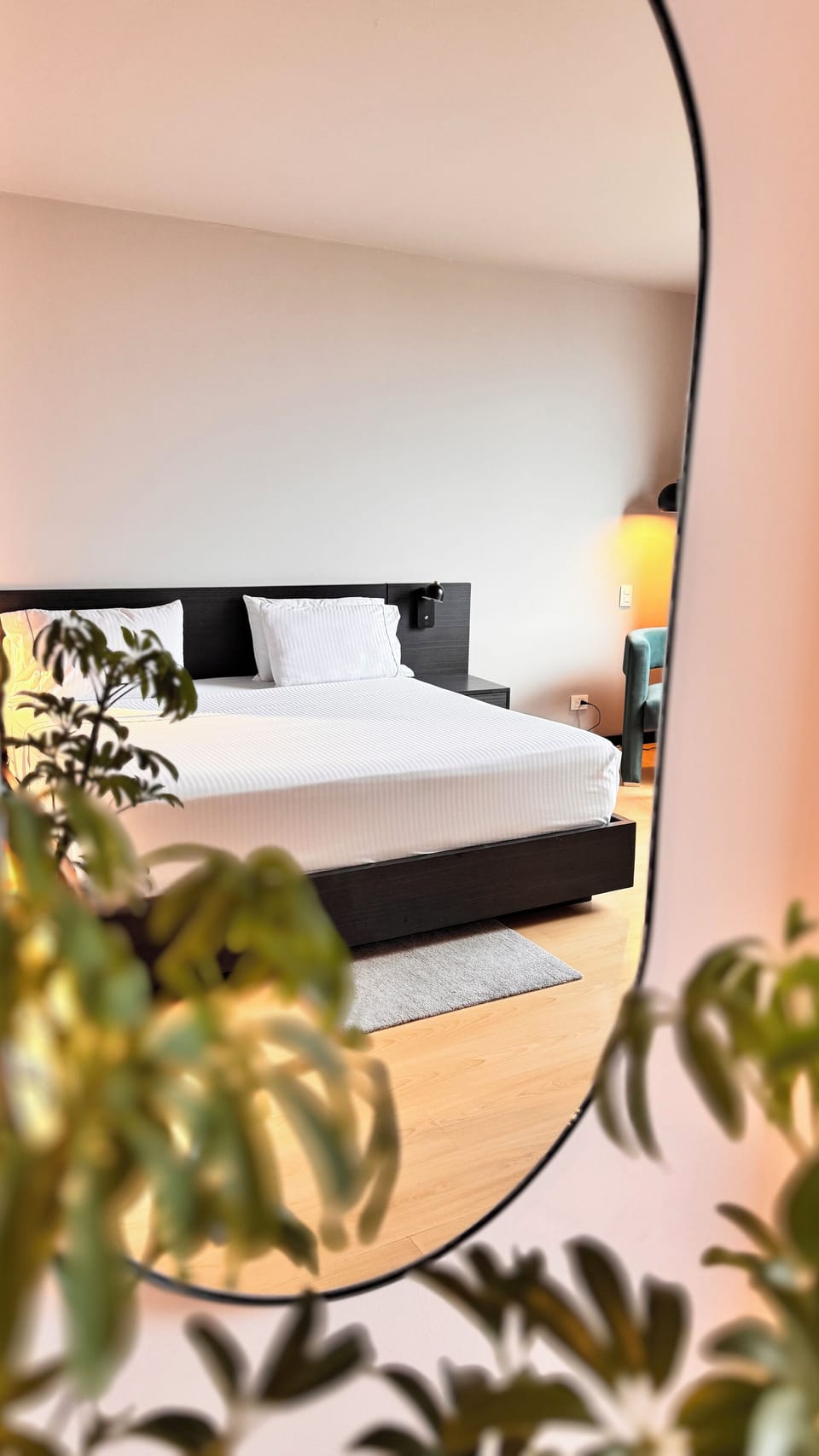 Deluxe Double Room, 1 Queen Bed | Down comforters, minibar, in-room safe, desk