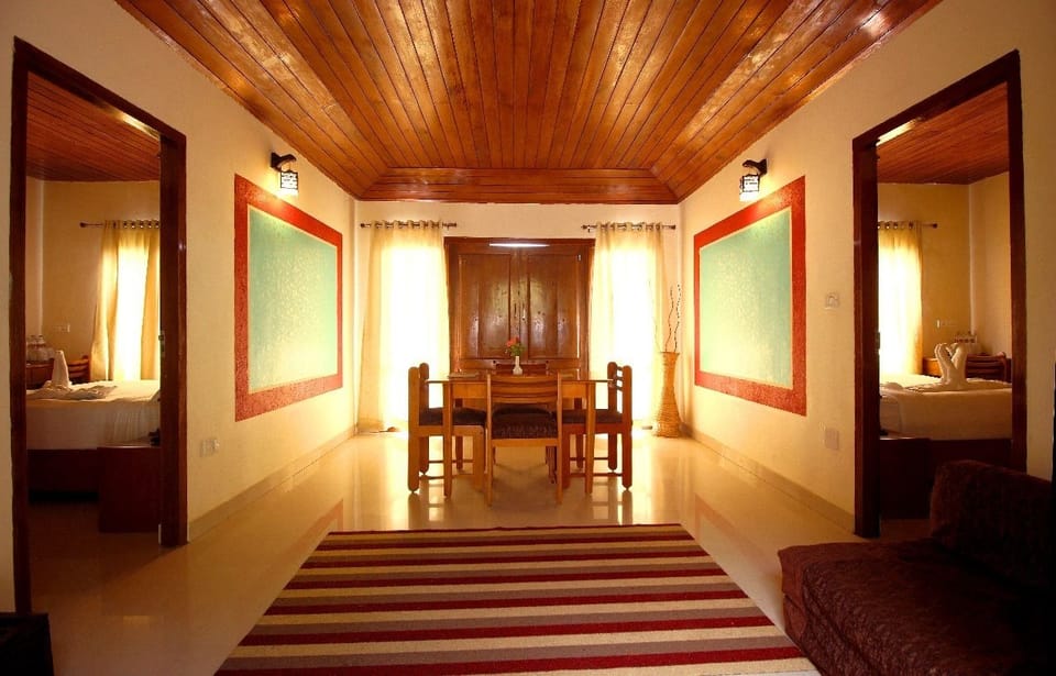 Deluxe 2 Bedroom Cottage | In-room safe, desk, soundproofing, iron/ironing board