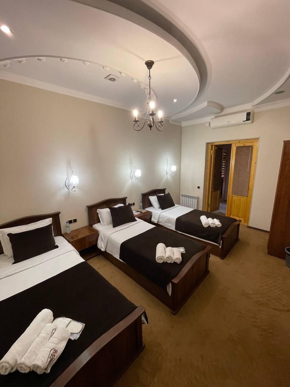 Standard Triple Room | Hypo-allergenic bedding available, laptop workspace, blackout drapes