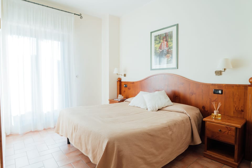 Double Room | Soundproofing, free WiFi, bed sheets