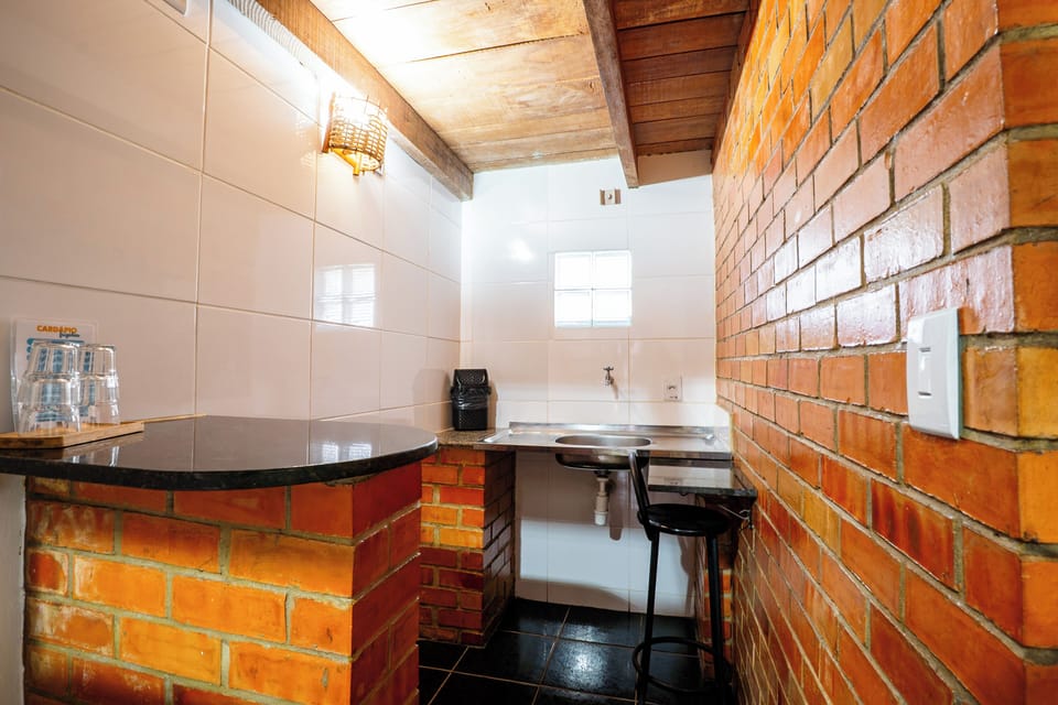 Executive Quadruple Room | Minibar, blackout drapes, free WiFi, bed sheets