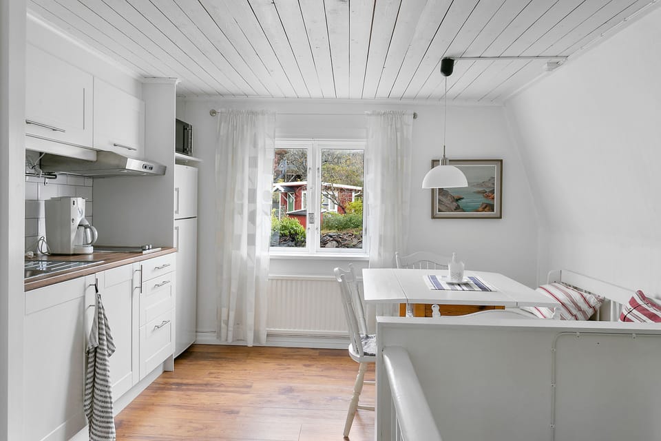 Grindstugan - Sheets and cleaning not included | Private kitchen | Highchair