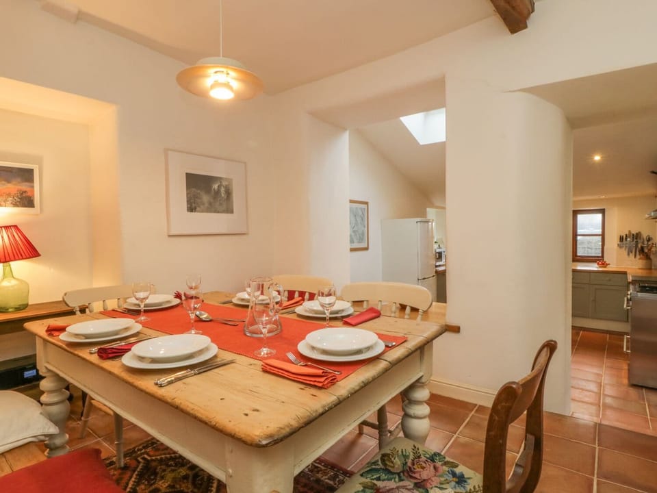 Cottage | Interior