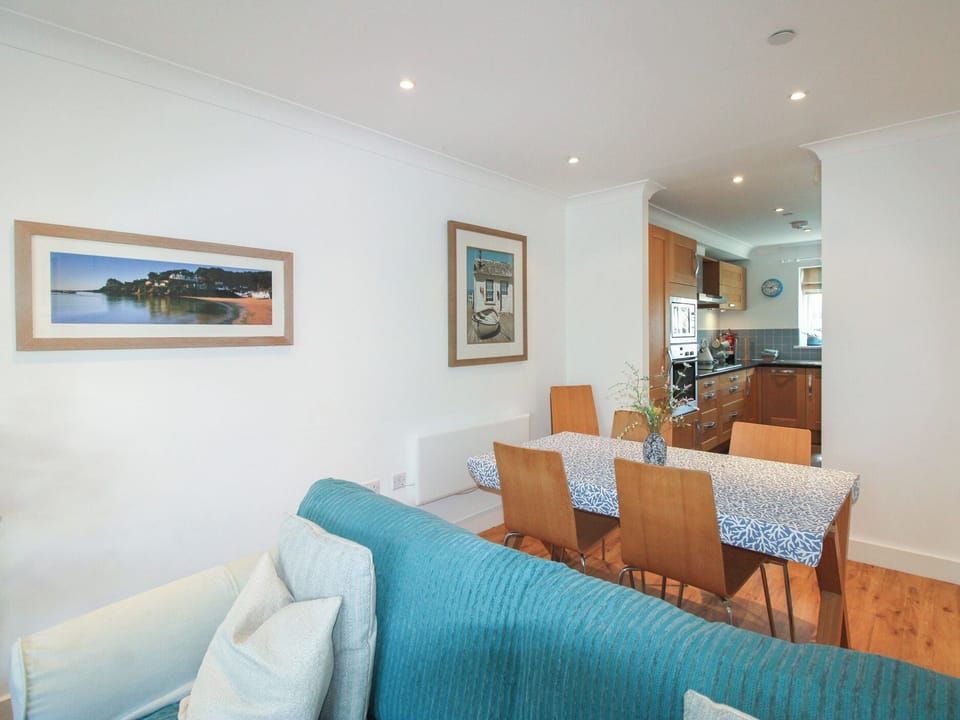 Cottage | Living area