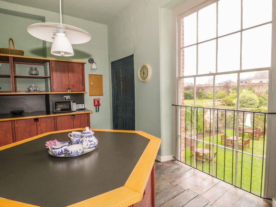 Cottage | Interior