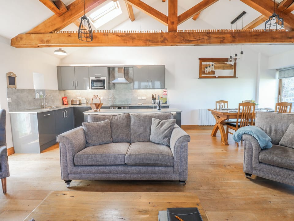 Cottage | Living area | Fireplace