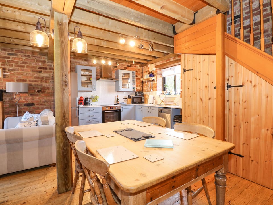 Cottage | Interior