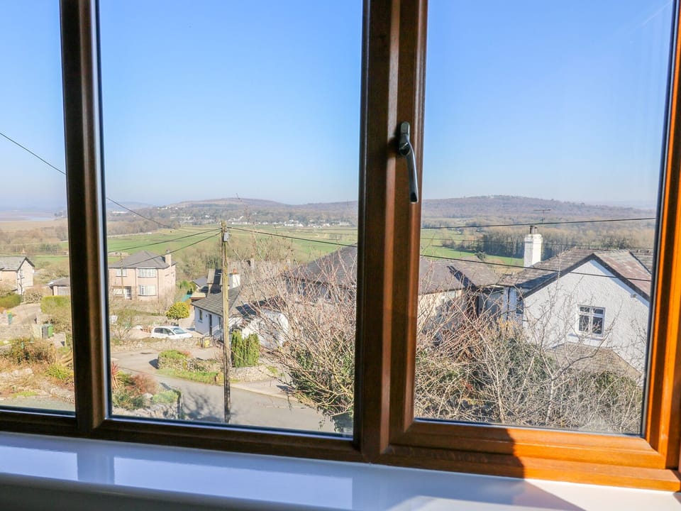 Cottage | 4 bedrooms, individually decorated, individually furnished, free WiFi