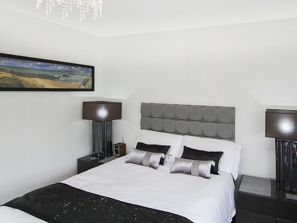 Cottage | 2 bedrooms, individually decorated, individually furnished, free WiFi