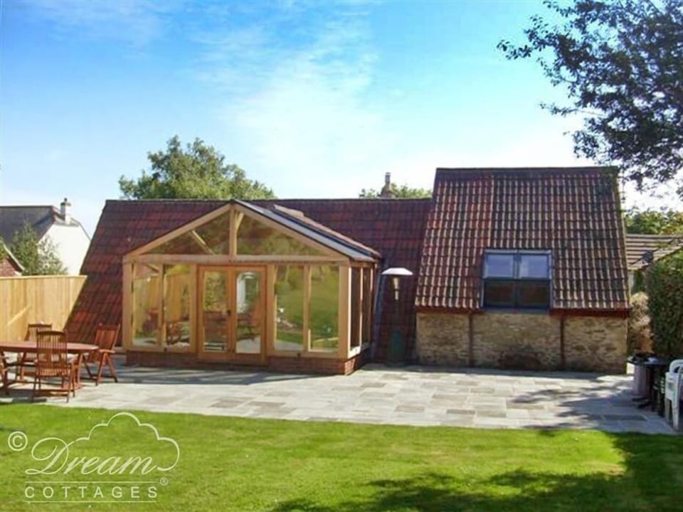 Cottage | Front of property