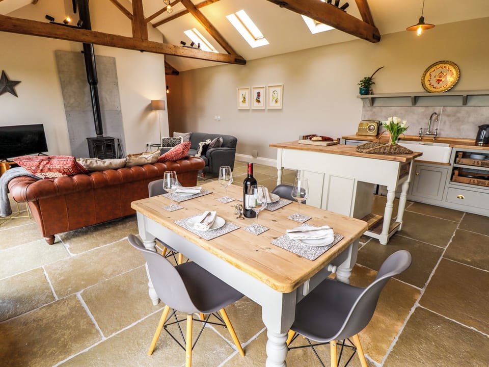 Cottage | Interior