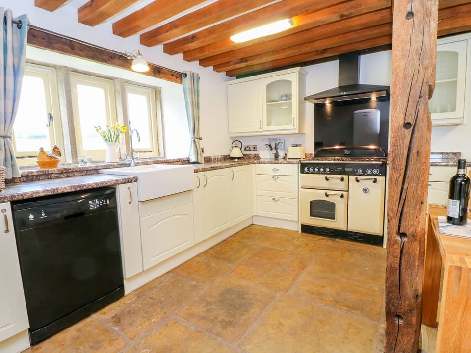 Cottage | Interior