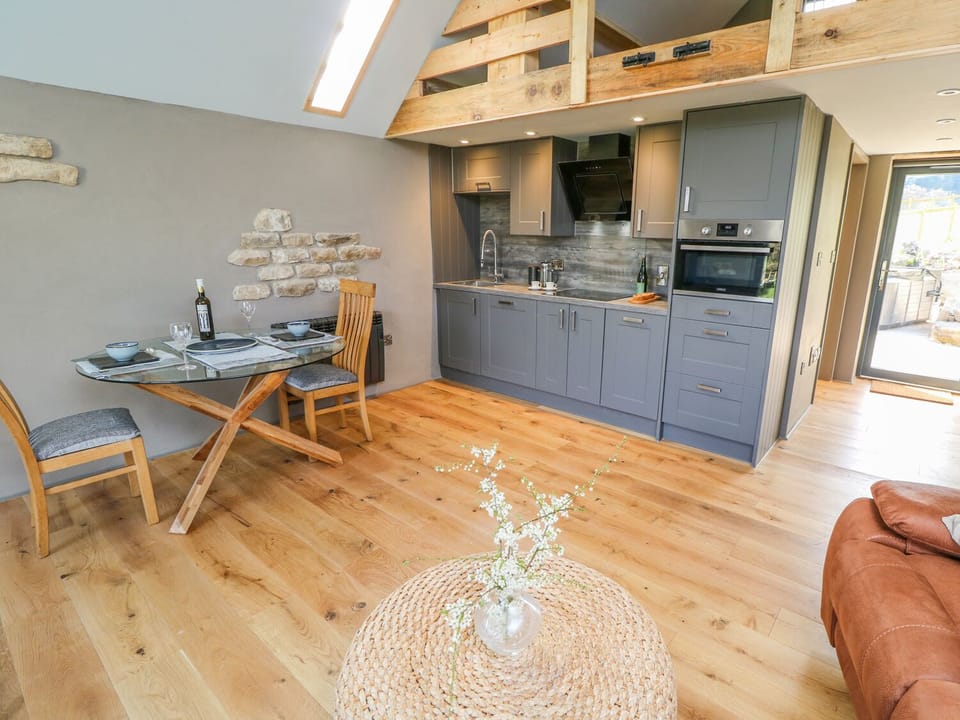Cottage | Interior