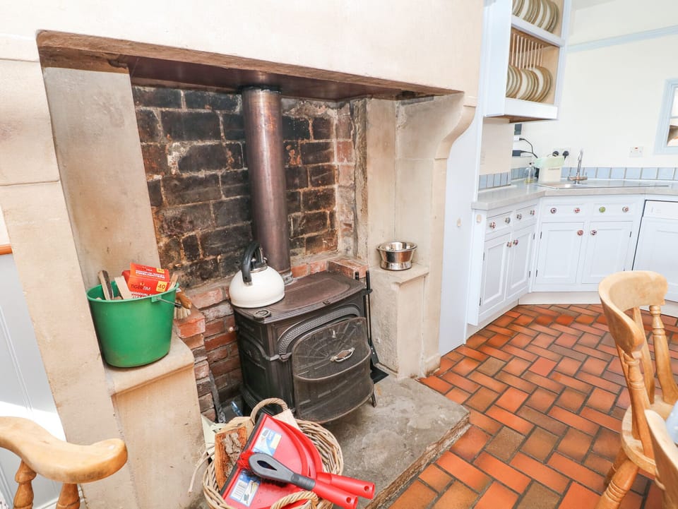 Fridge, microwave, dishwasher, electric kettle